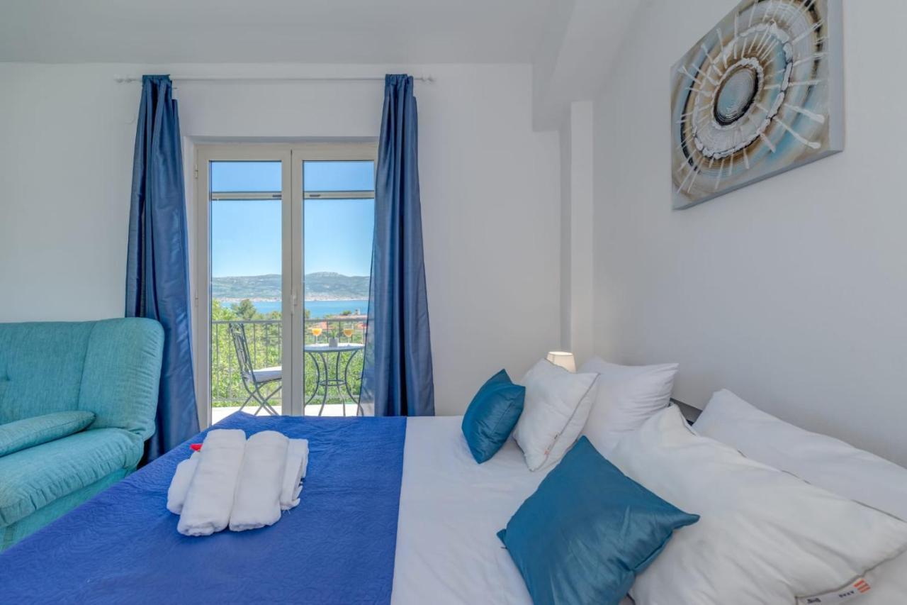 Holiday Home Kalinic 斯拉汀 外观 照片