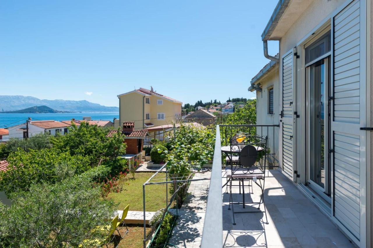 Holiday Home Kalinic 斯拉汀 外观 照片
