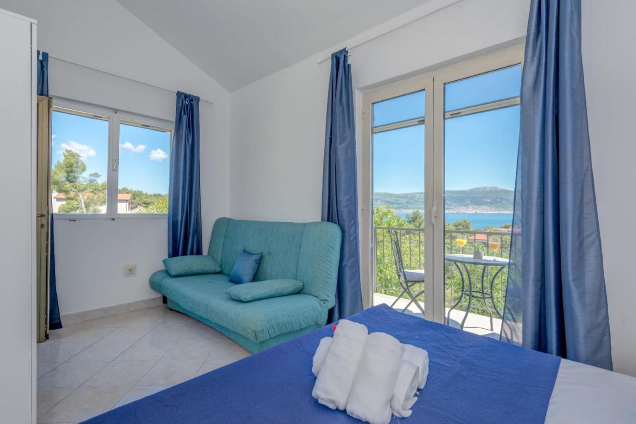 Holiday Home Kalinic 斯拉汀 外观 照片