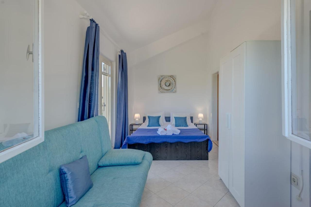 Holiday Home Kalinic 斯拉汀 外观 照片