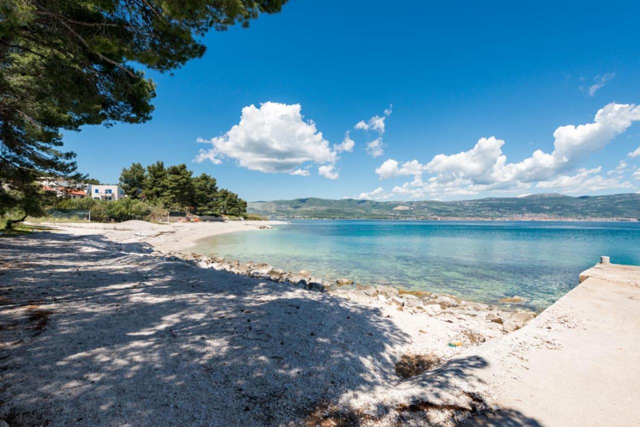 Holiday Home Kalinic 斯拉汀 外观 照片